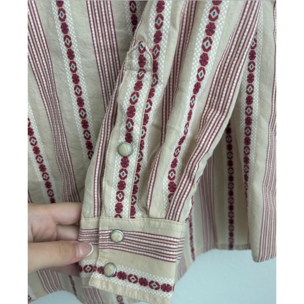 NWOT Wrangler Women's Retro Stripe Western Snap Shirt Size Large - Picture 6 of 6
